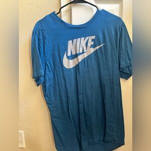 Nike Tee Shirt Large (L) Tshirt